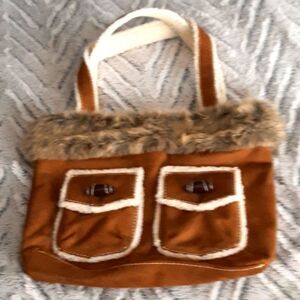BathBody Works New no‎ tag Brown Fleece   Fur Handbag  13.5 Wx10 T  21 Drop